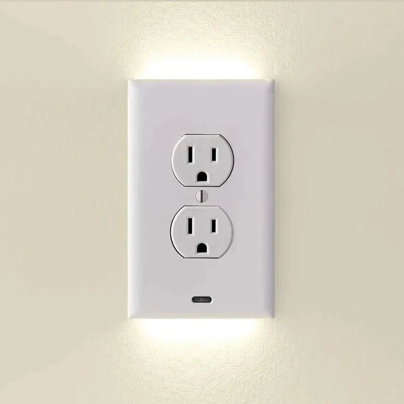 Outlet Cover with Integrated LED Night GuideLight