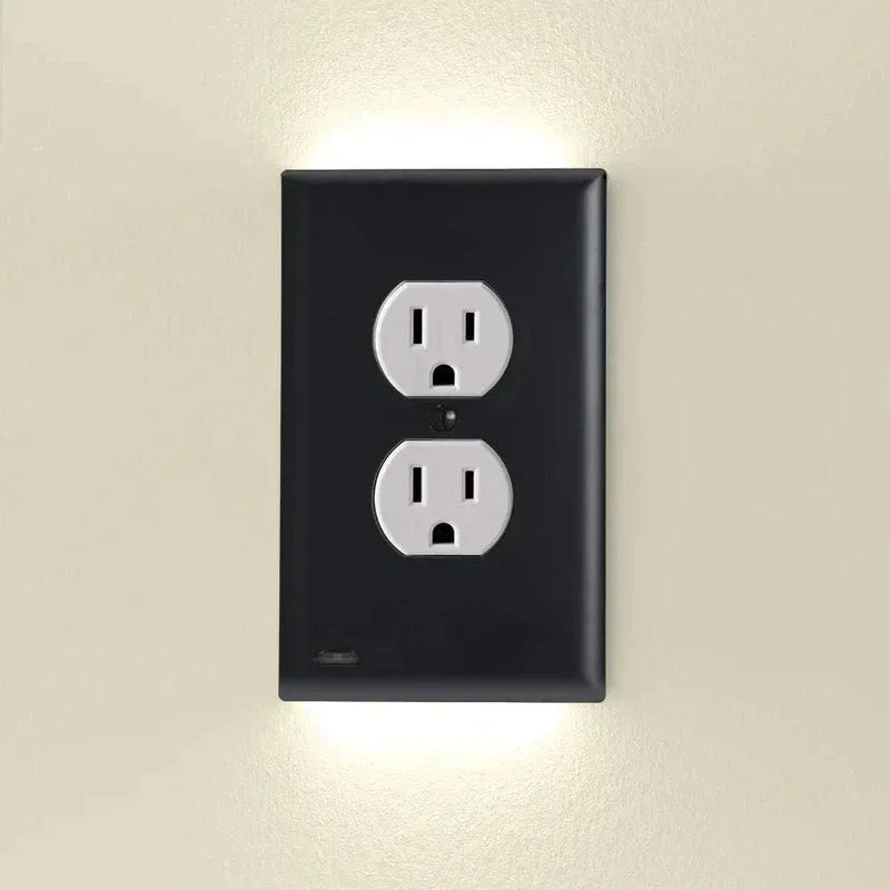 Outlet Cover with Integrated LED Night GuideLight